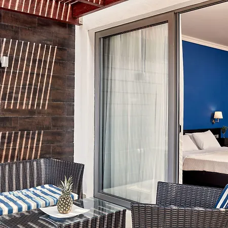 Senses Nautica Blue Exclusive & 5* Fánai